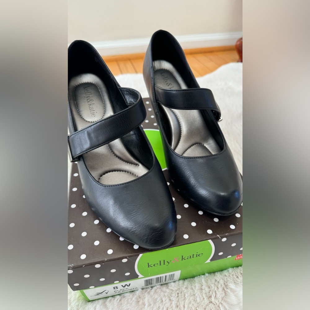 Cute Black heels